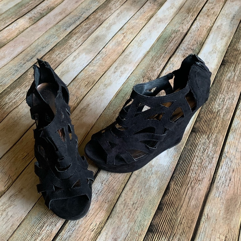 Black high heeled wedges